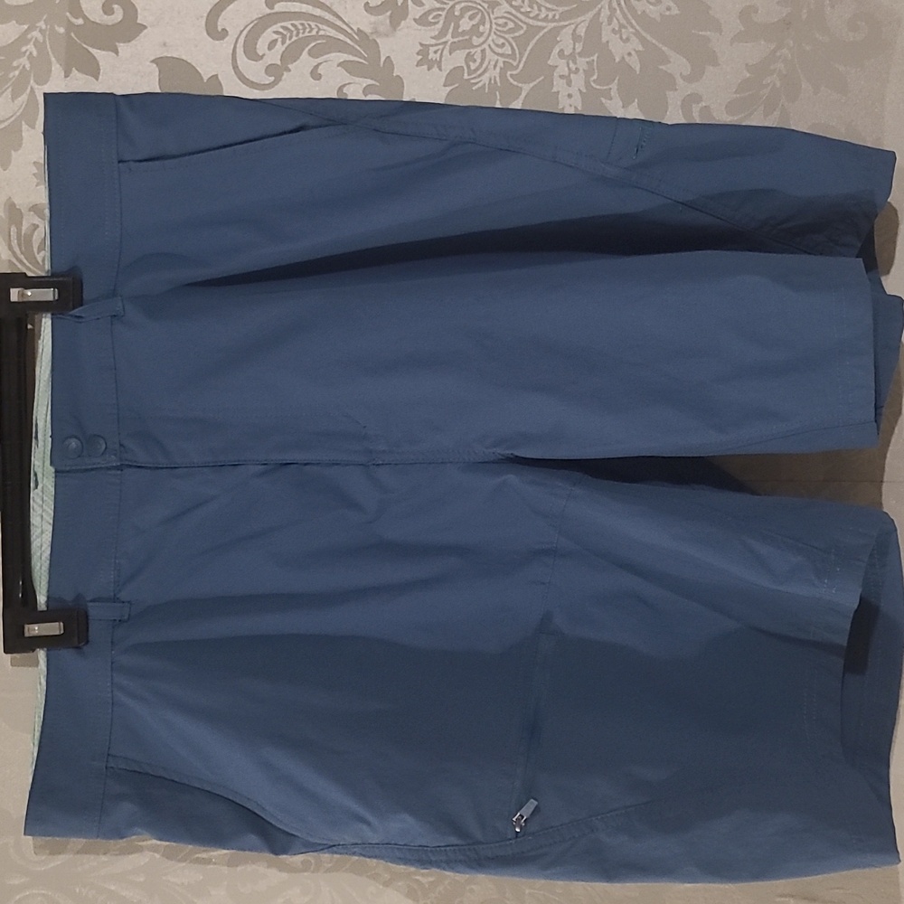 Stylish Blue Riptide Cargo Men's Shorts
